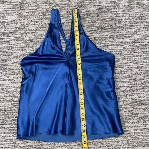 NWT Veronica Beard Stewart Top in Azure Blue
Size 10 Silk Revolve - Picture 11 of 15